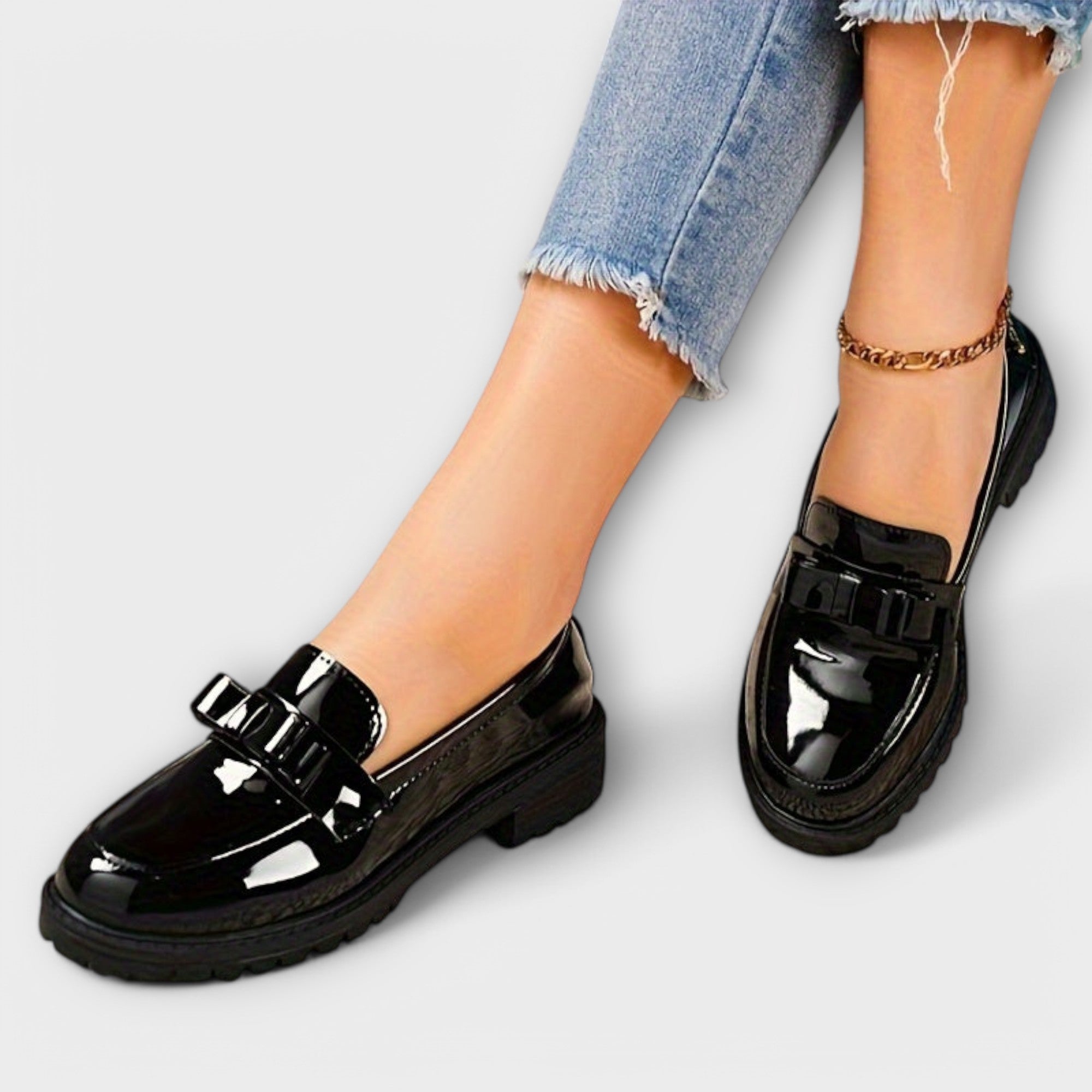 Brunhild - Mocassins en cuir vernis rouge bordeaux