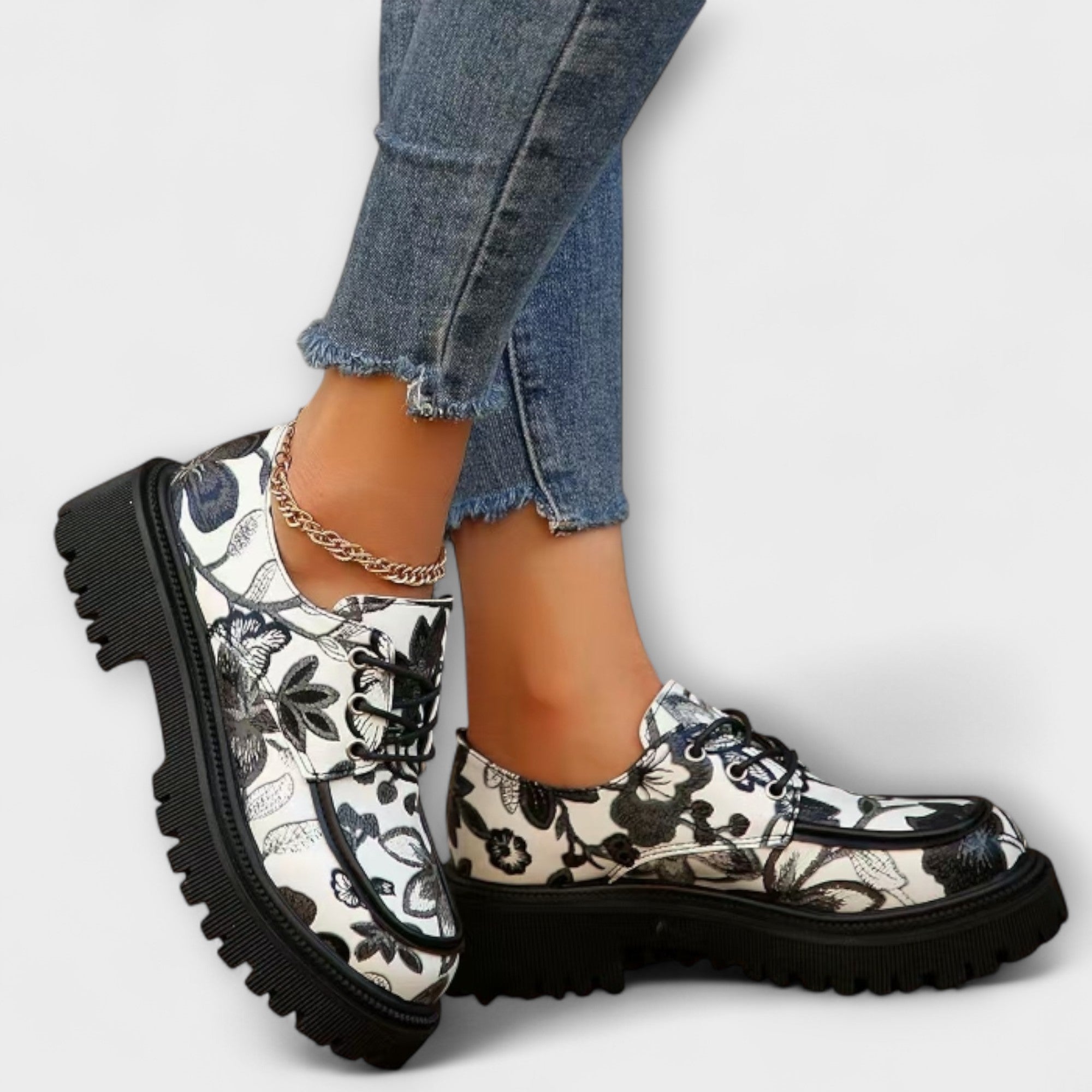 Sieglinde - Mocassins rétro à motif floral