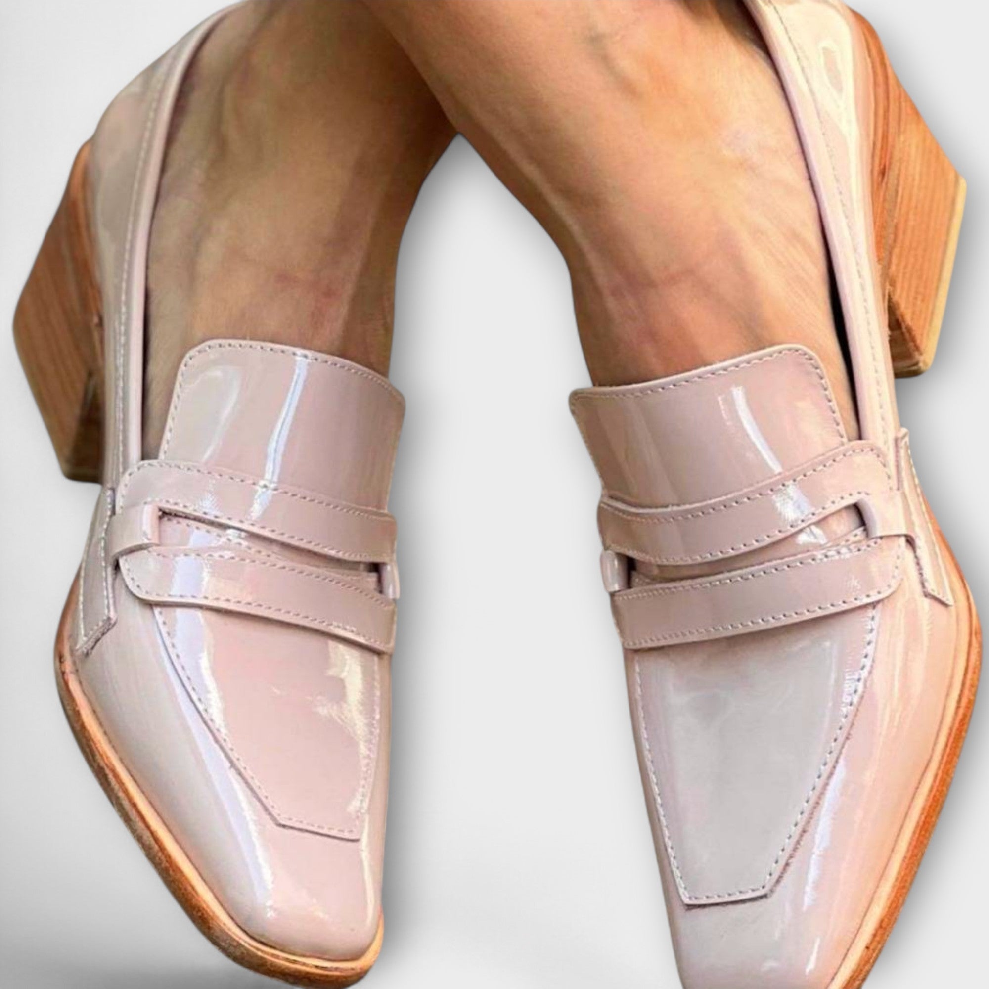 Elfriede - Mocassins en cuir verni rose
