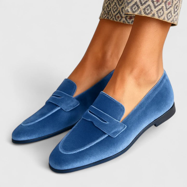 Mocassins en velours bleu Théodelinde