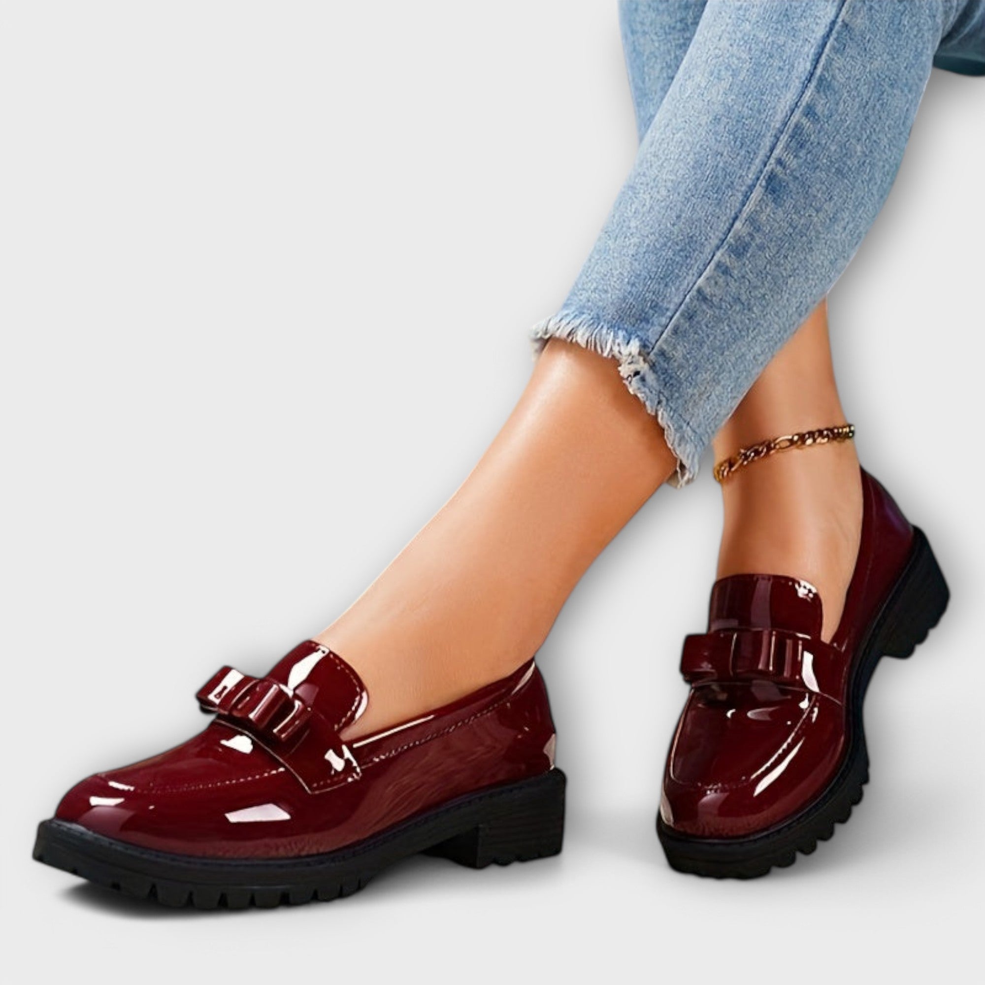 Brunhild - Mocassins en cuir vernis rouge bordeaux