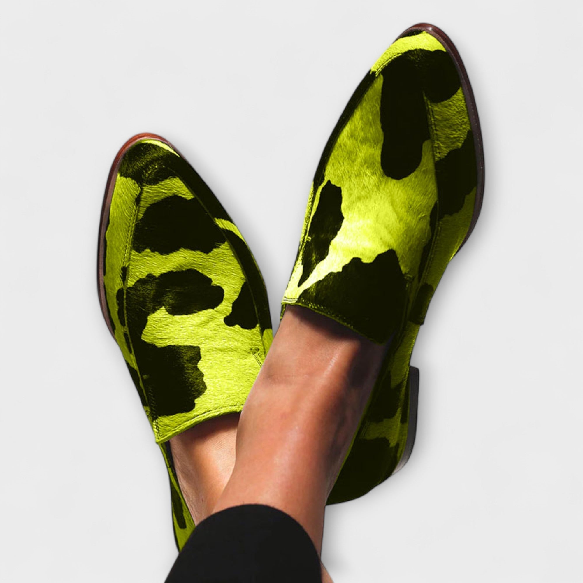 Walburga - Pantoufles à motif cuir de vache
