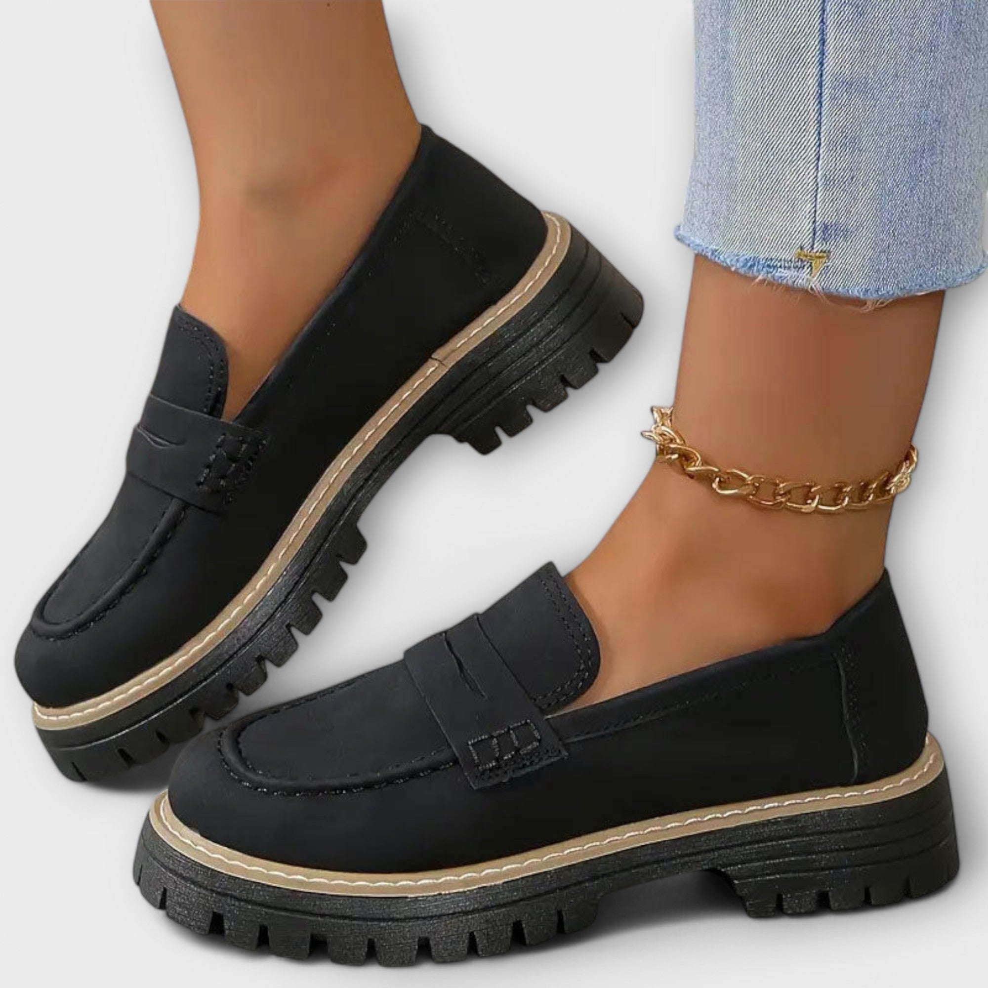 Adelgunde - Mocassins noirs à plateforme avec chaîne