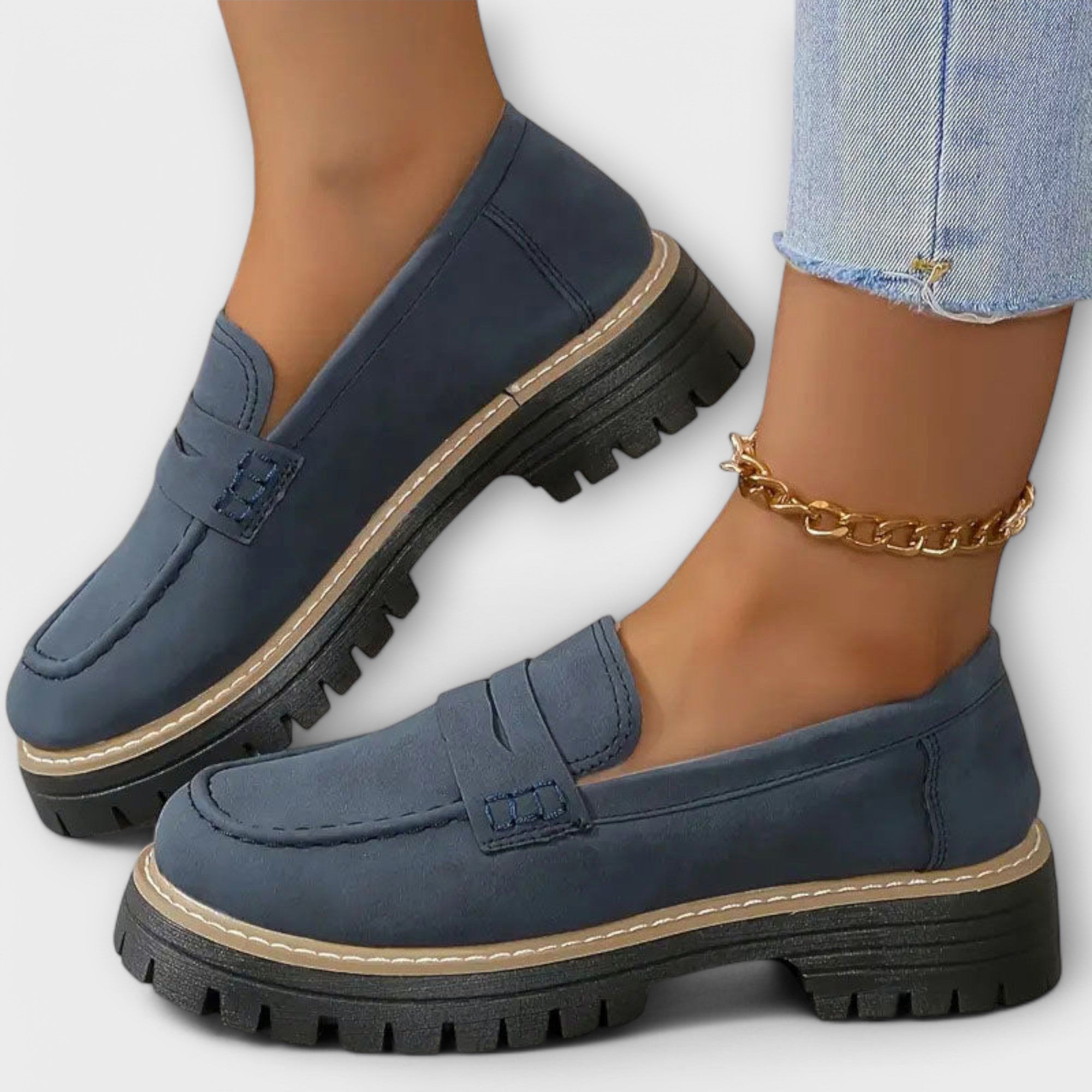 Adelgunde - Mocassins noirs à plateforme avec chaîne